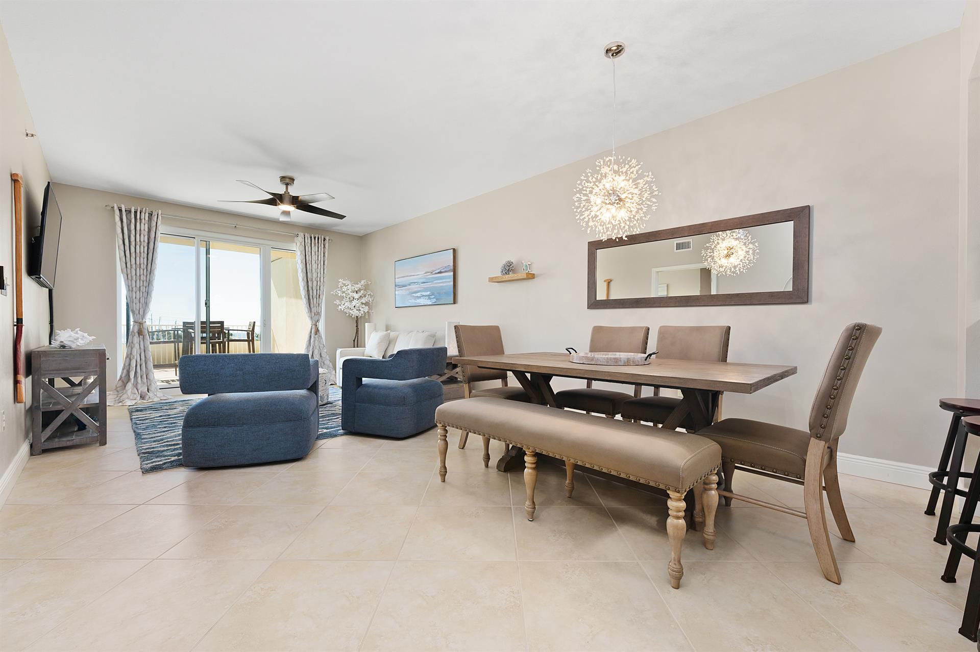 Dining area to living room