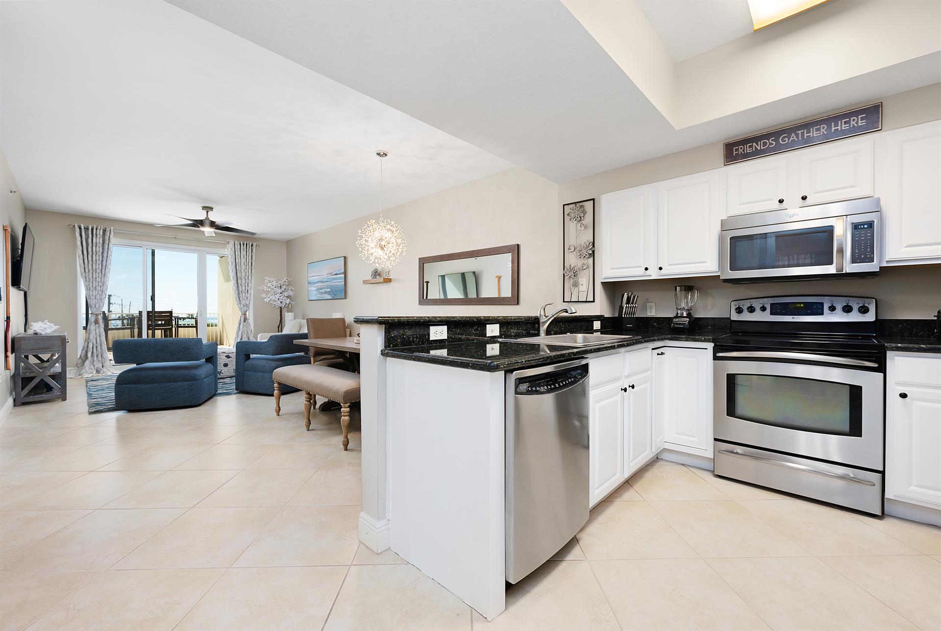 Kitchn to dining area