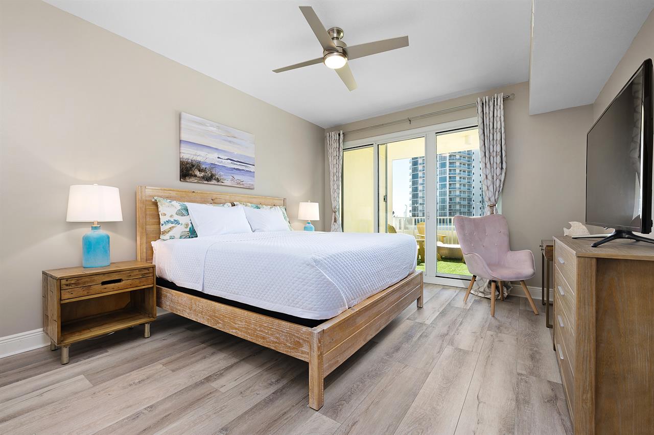 Guest bedroom
