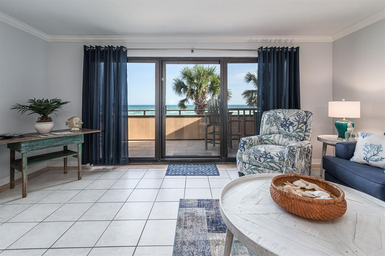 Living room to balcony