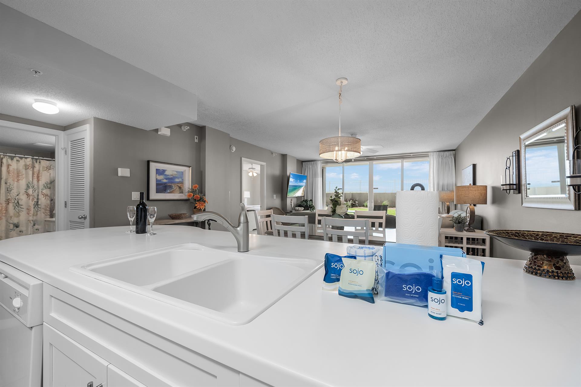 Kitchen to dining area