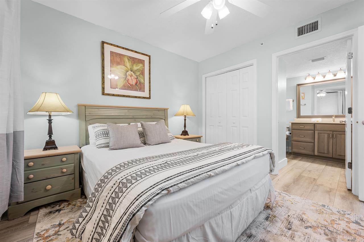 Guest bedroom 1