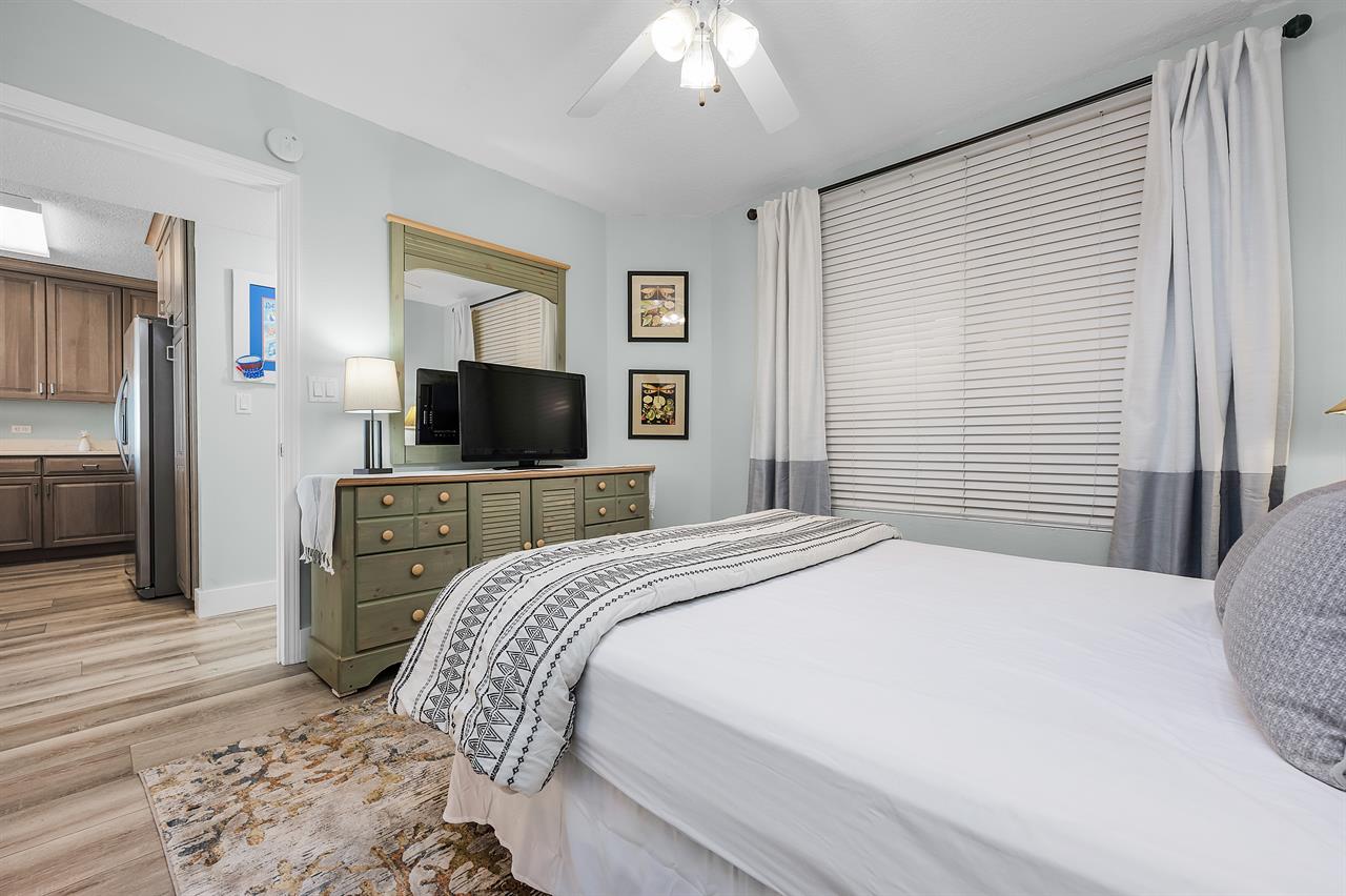 Guest bedroom 1