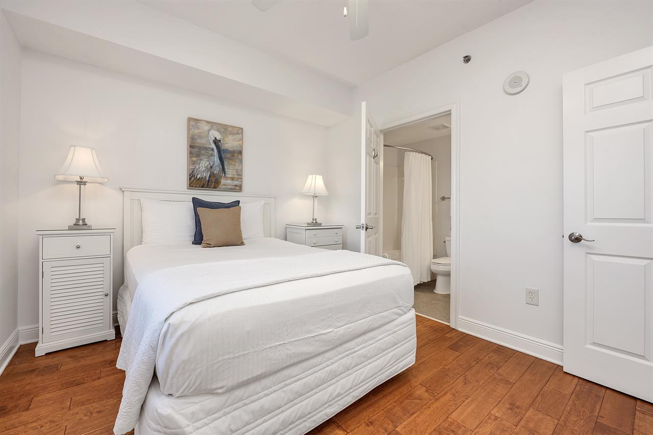 Guest bedroom