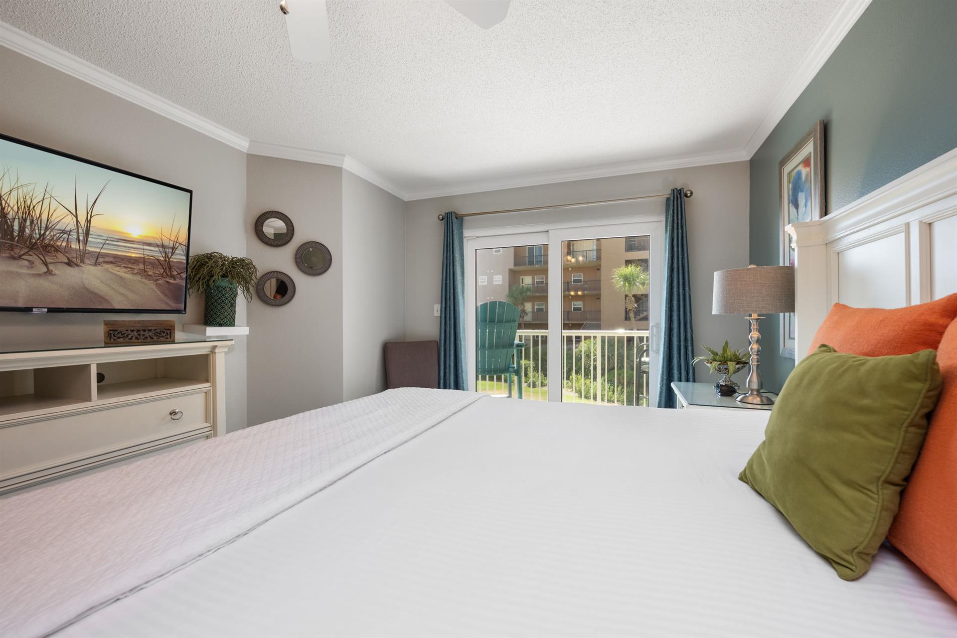 Master bedroom to balcony