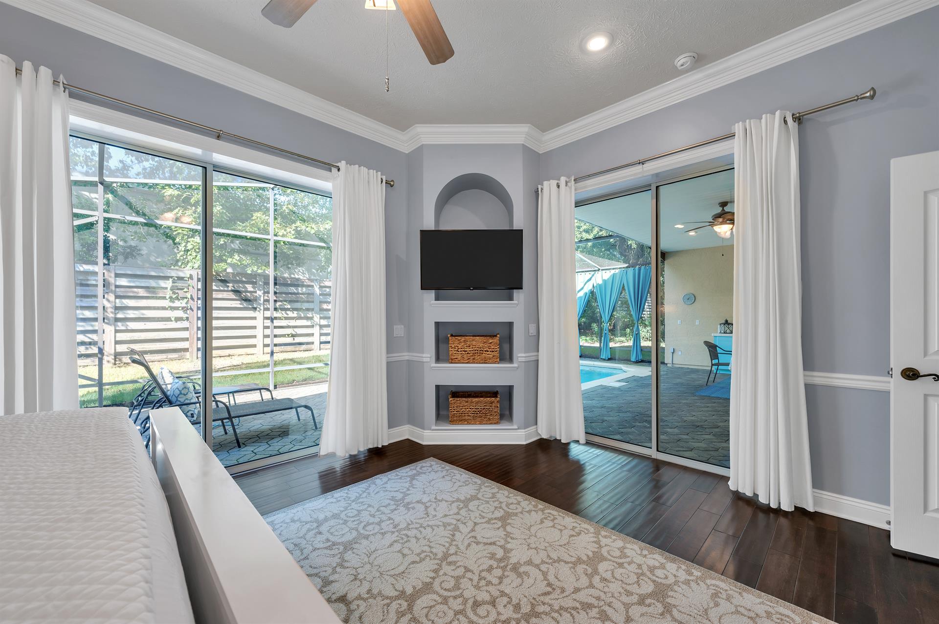 Master bedroom wback patio entrance