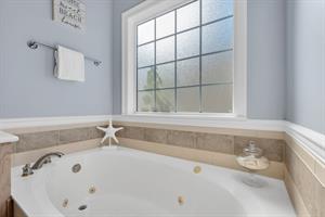 Master bathroom soaking tub