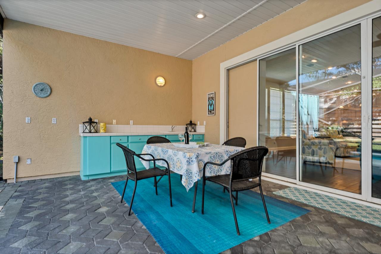 Outdoor dining area