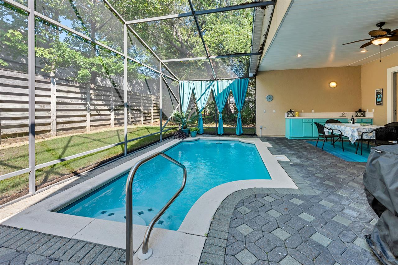 Pool area