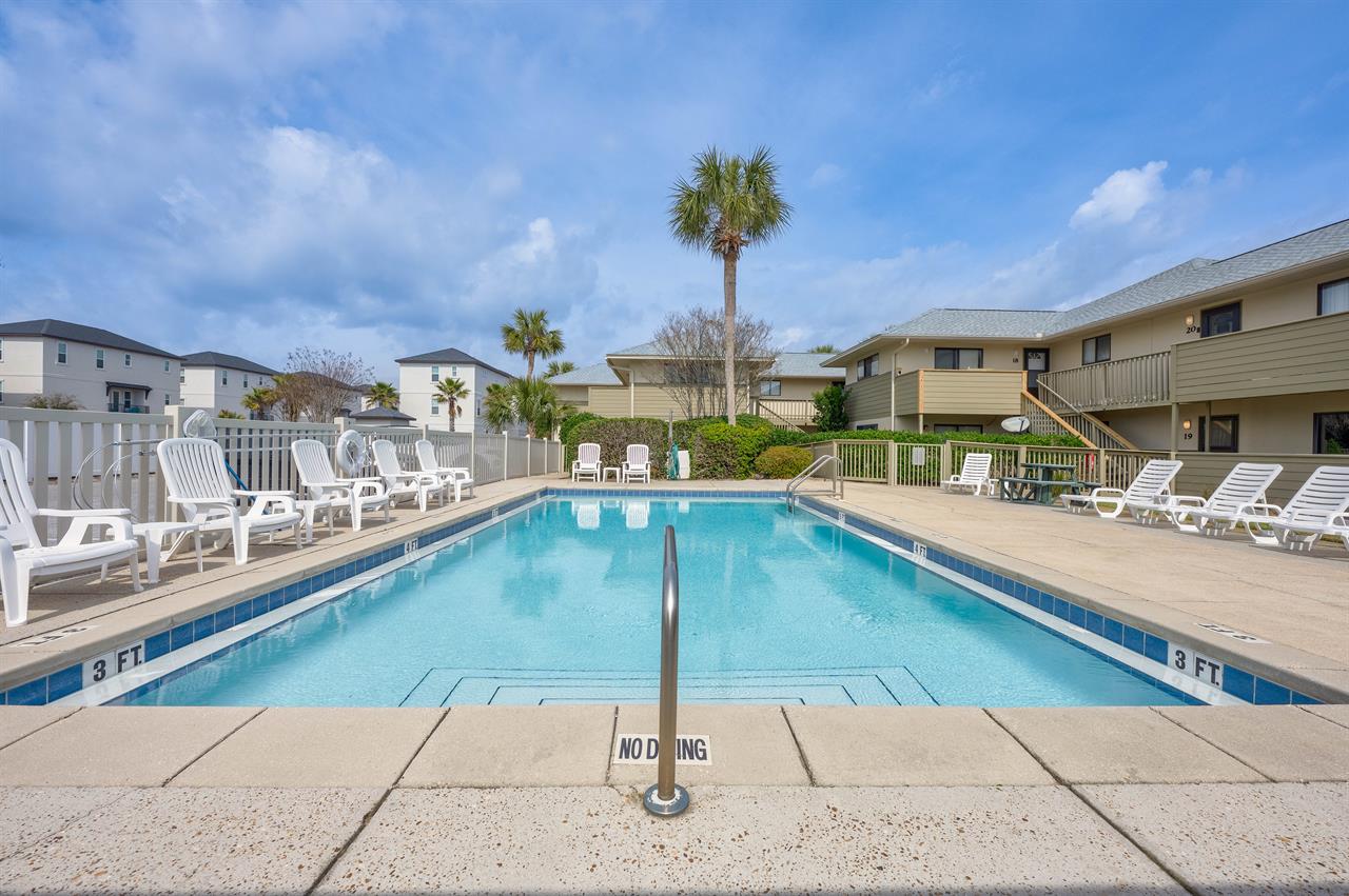 Communal pool