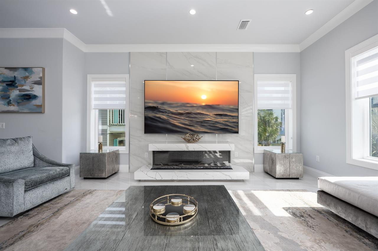 2nd floor living area