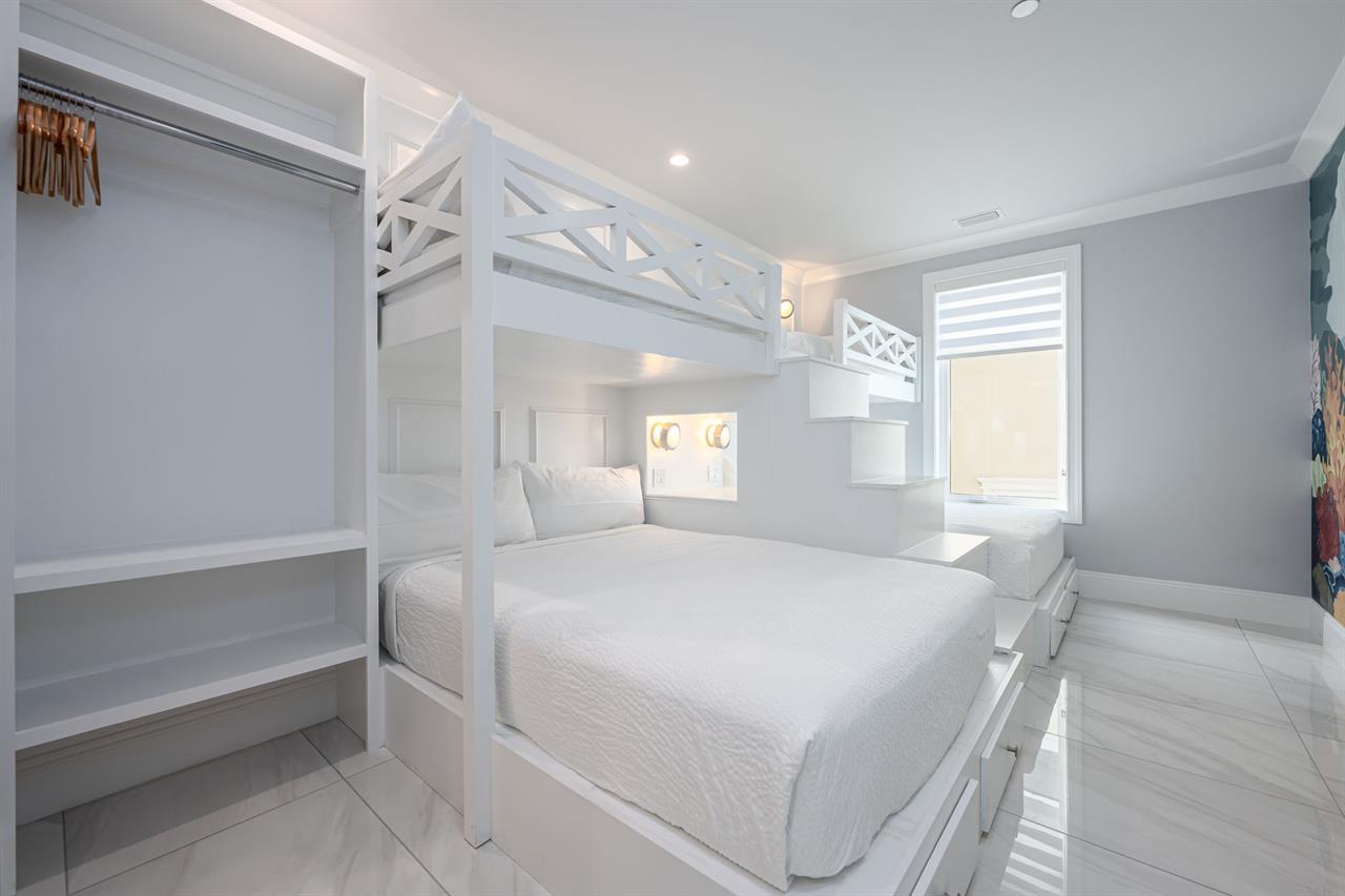 The Mermaid Suite 3rd floor