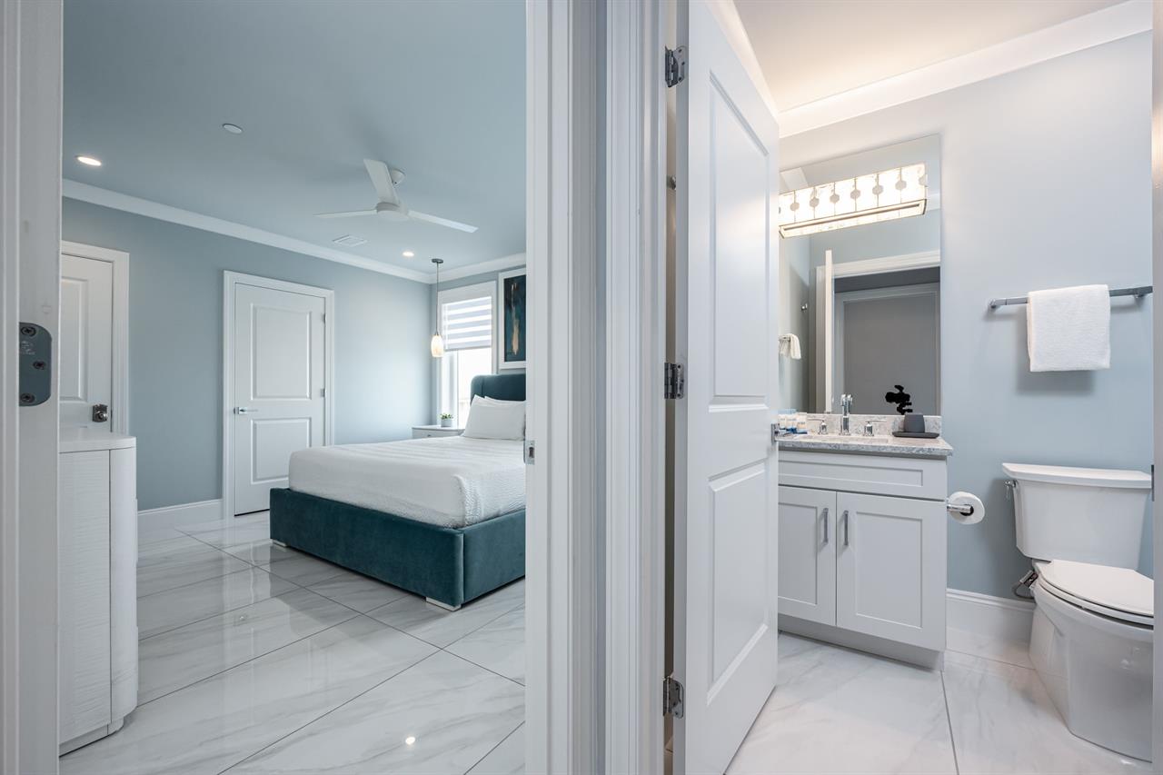 Entrance into Santa Monica Suite 4th floor