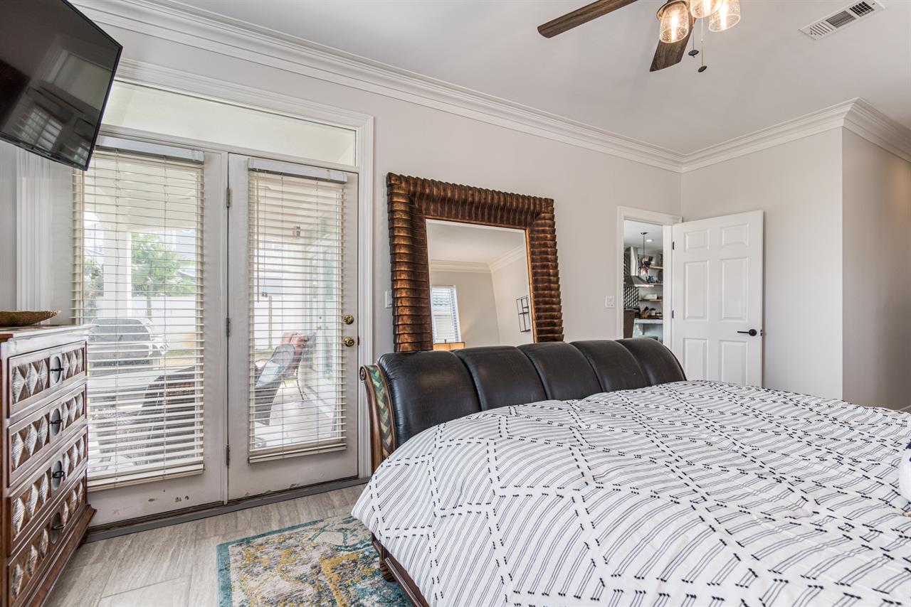 Master bedroom 1st floor