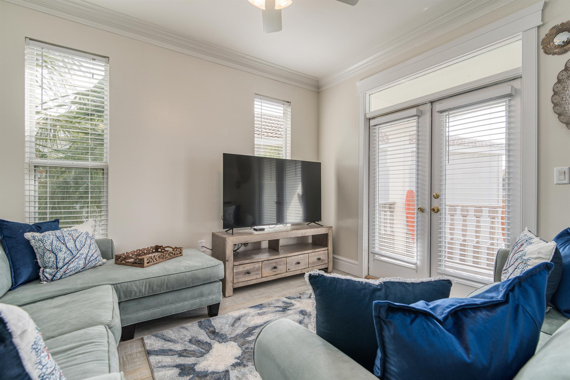 2nd floor living area