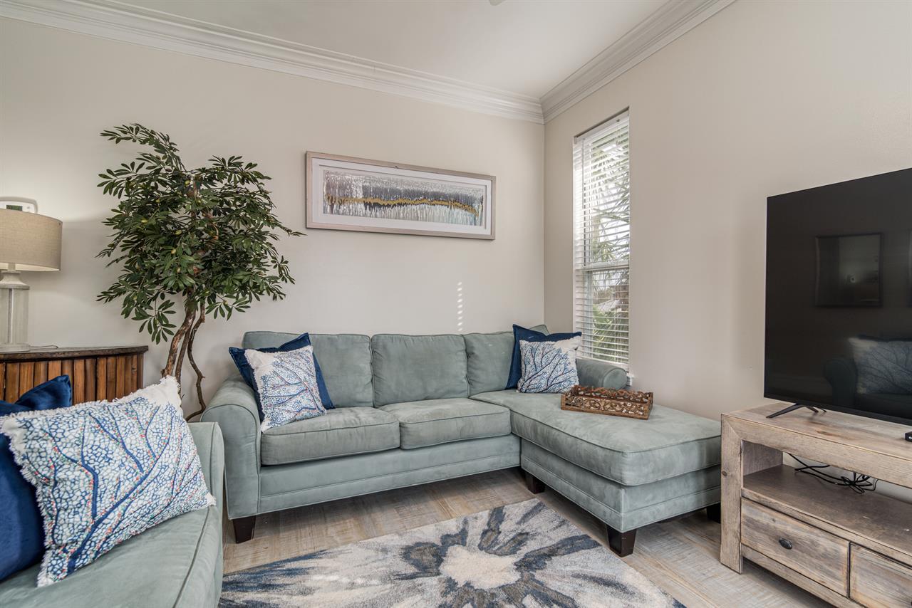 2nd floor living area