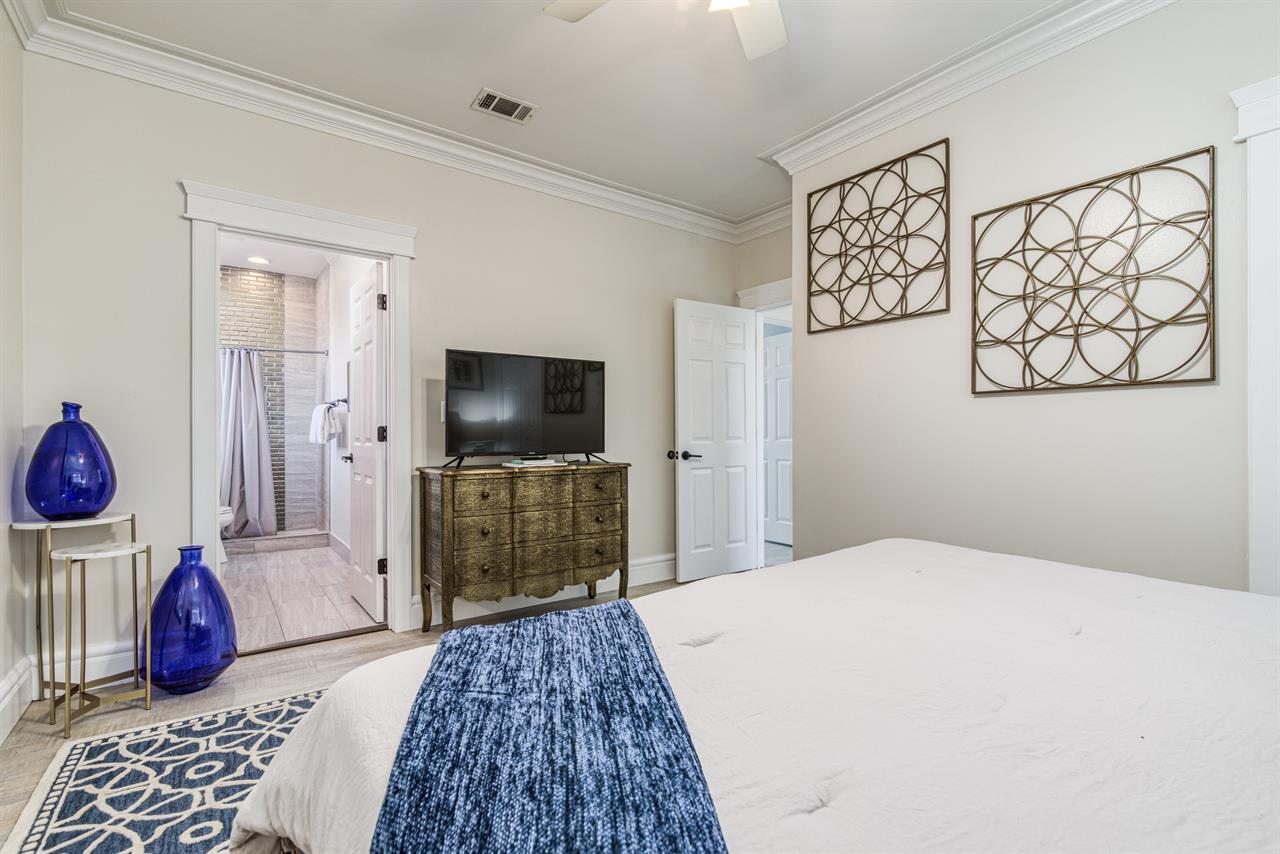 2nd floor Master Bedroom