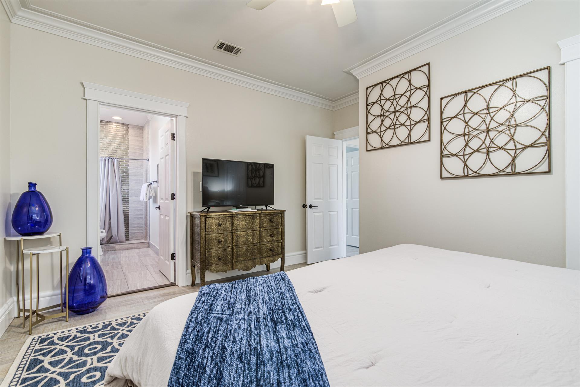 2nd floor Master Bedroom