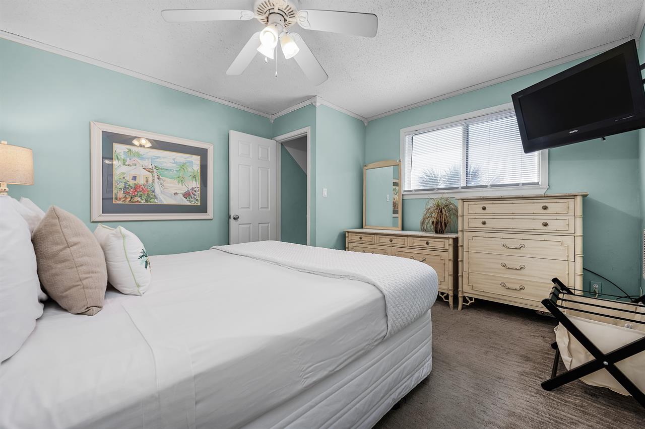 Upstairs bedroom