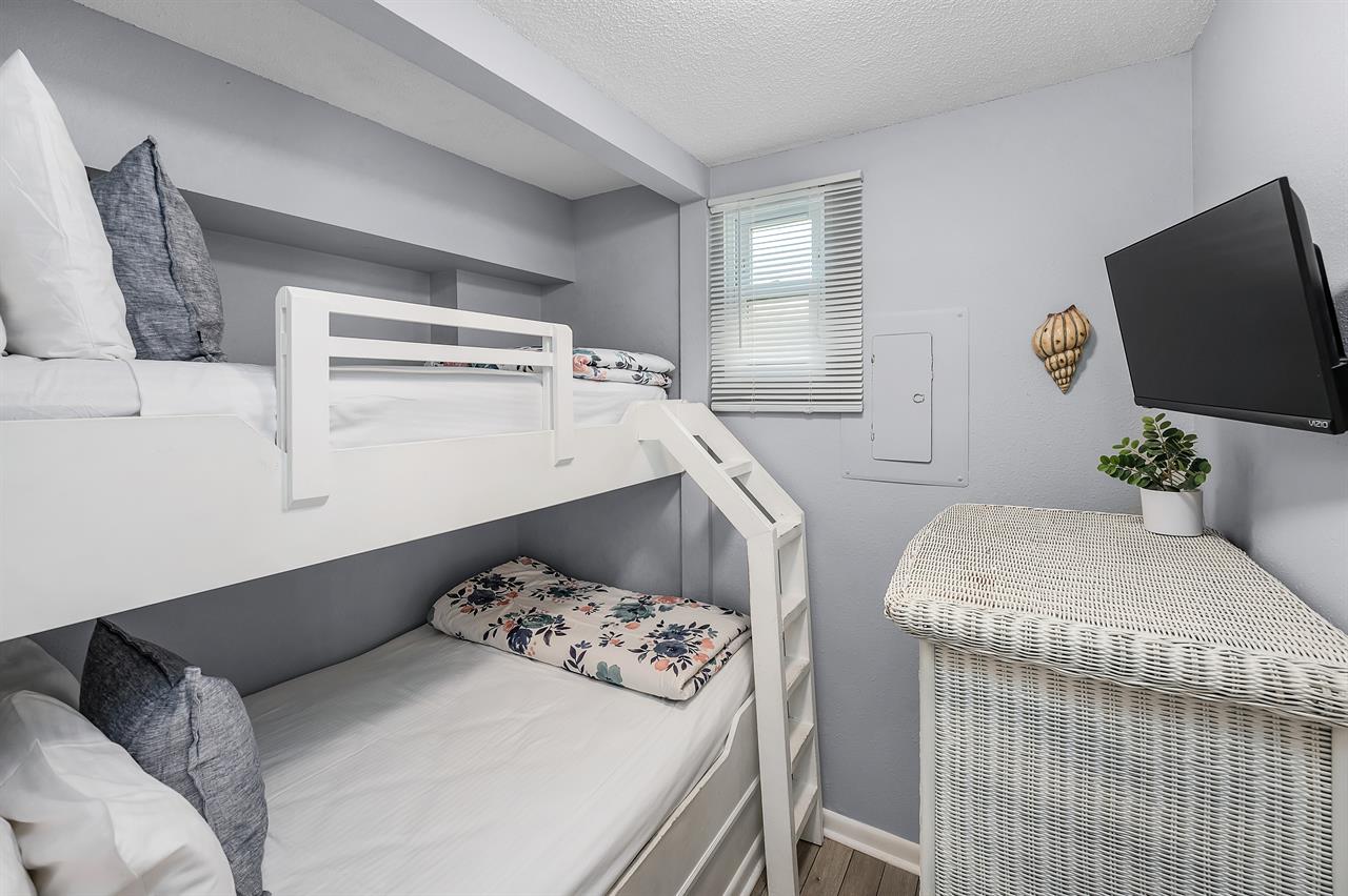 Bunk room