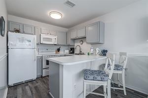 Breakfast bar and kitchen