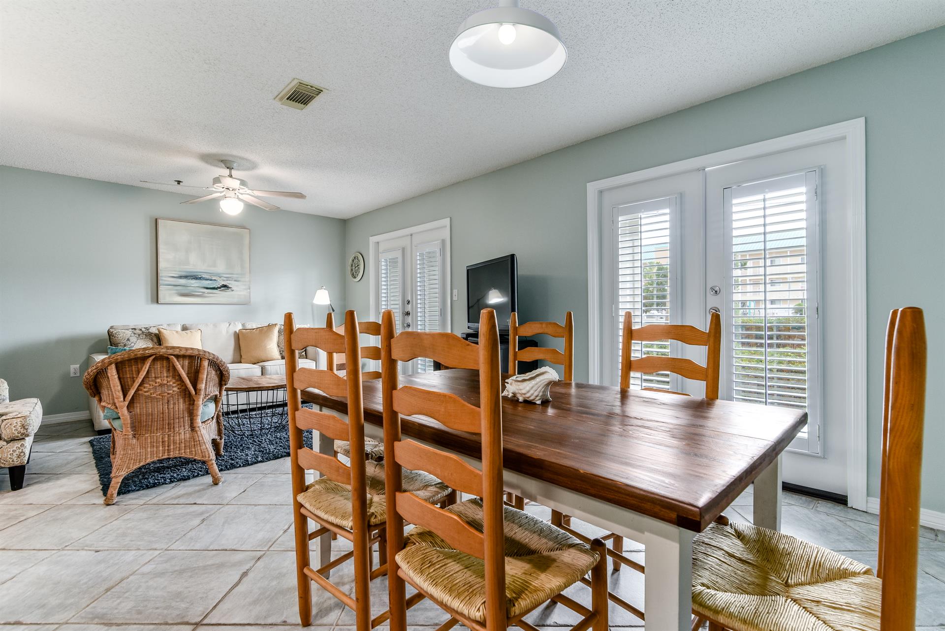 Dining to living area