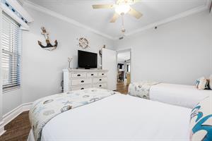 Guest bedroom