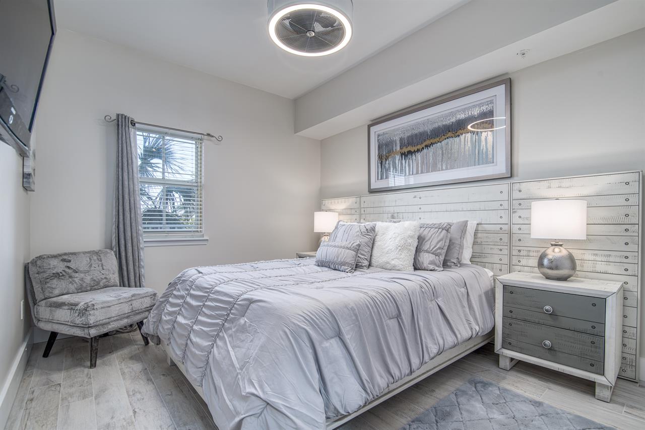 Guest bedroom 1