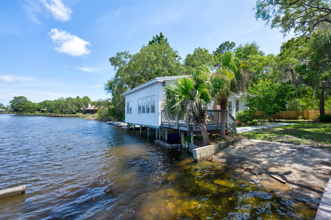 Boat launch