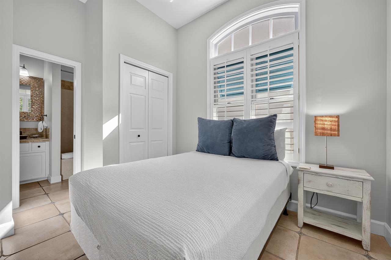 Guest room 1