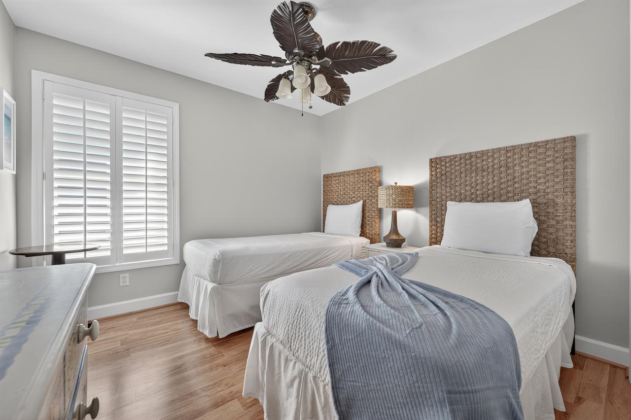 Guest bedroom 2