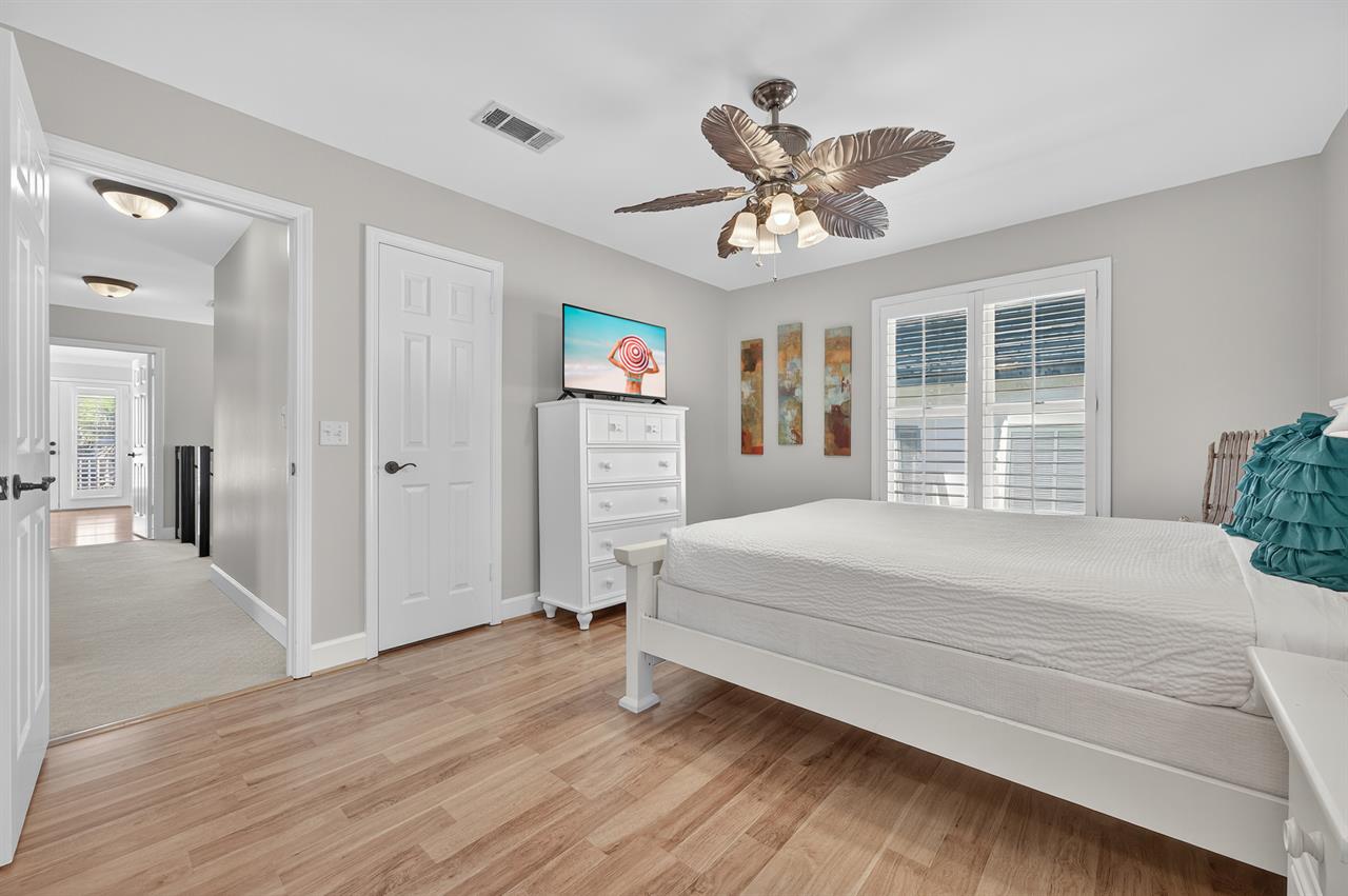 Guest bedroom 3
