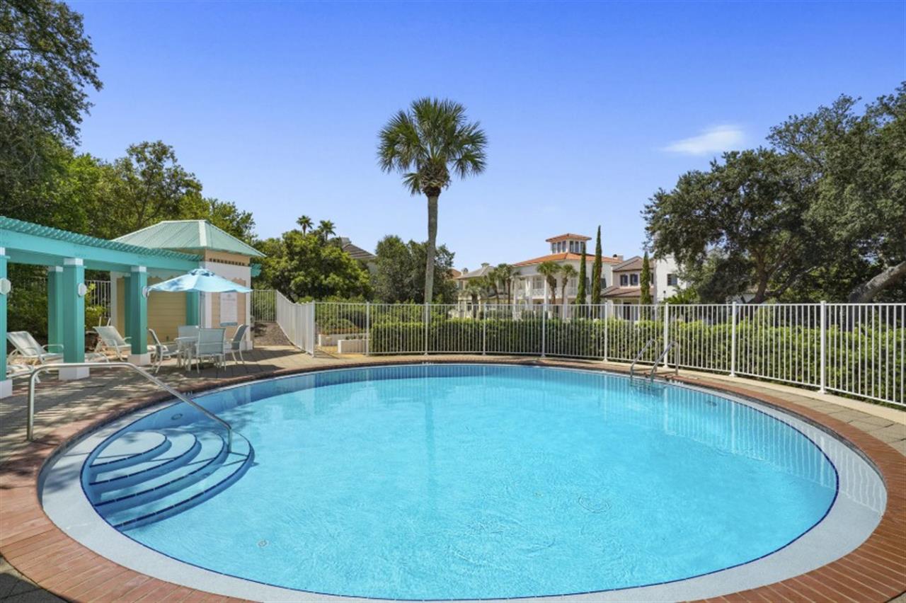 Community pool