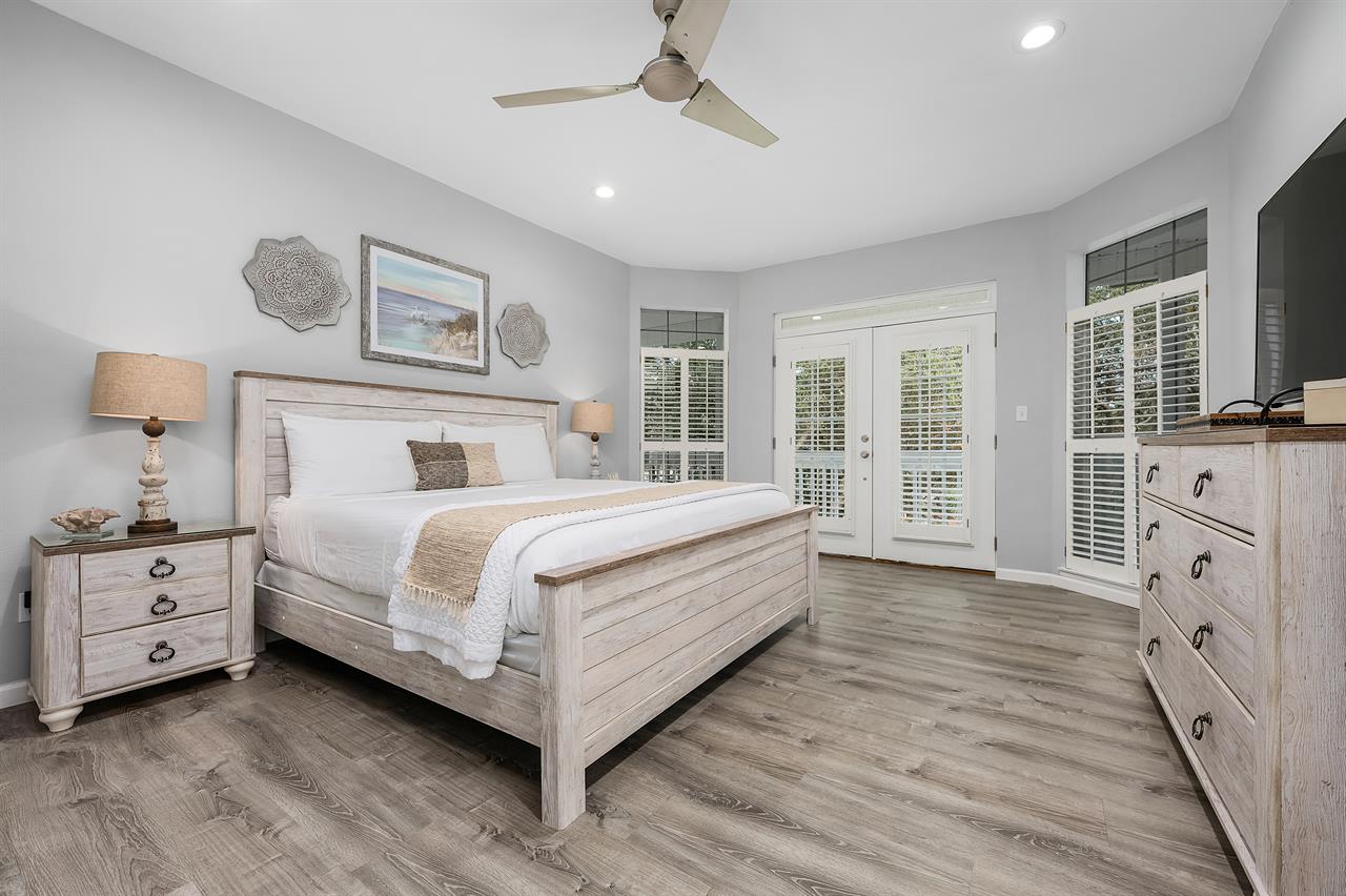 Master bedroom 2