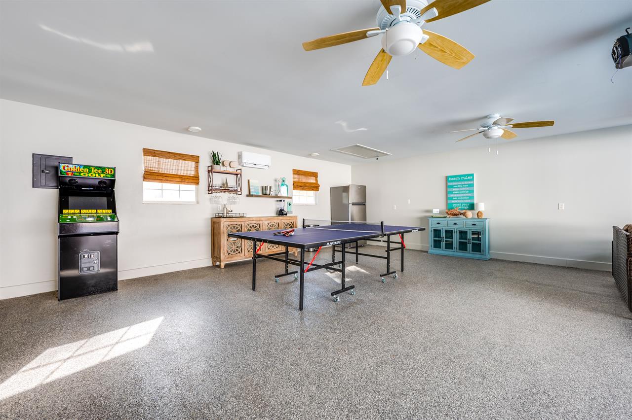 Garage  game room
