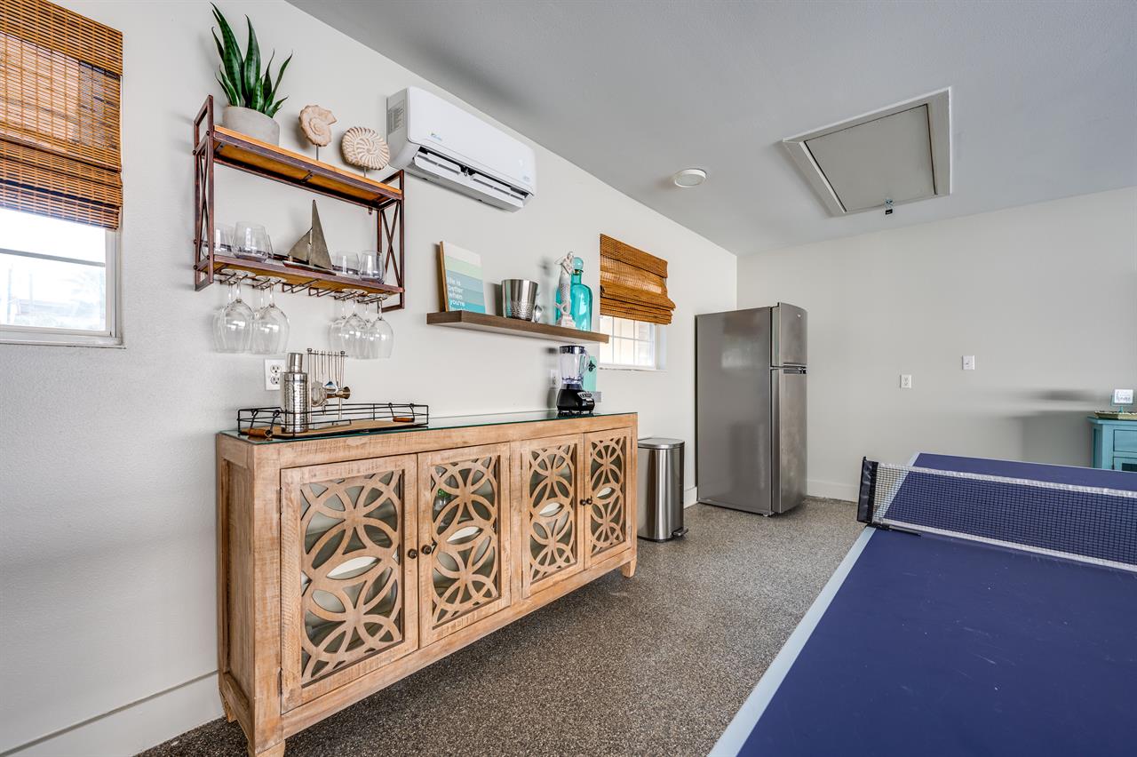 Garage  game room