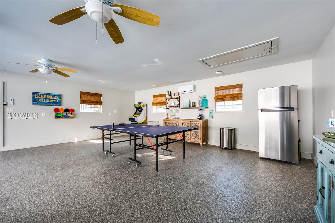 Garage  game room