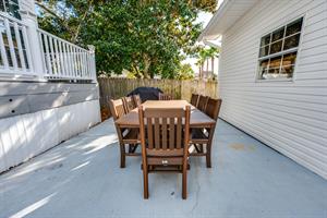 Outdoor dining  grill area