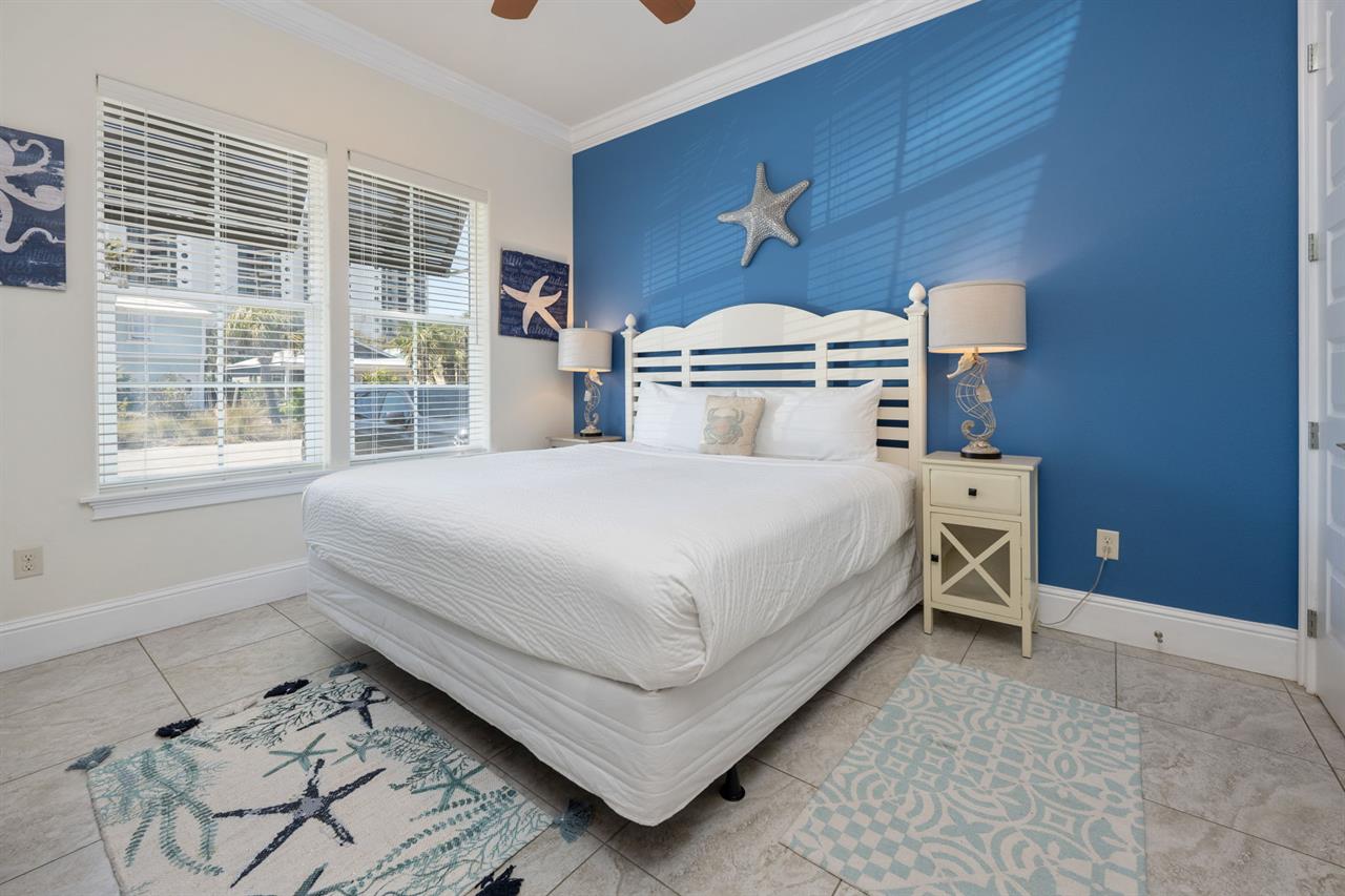 Guest bedroom 1