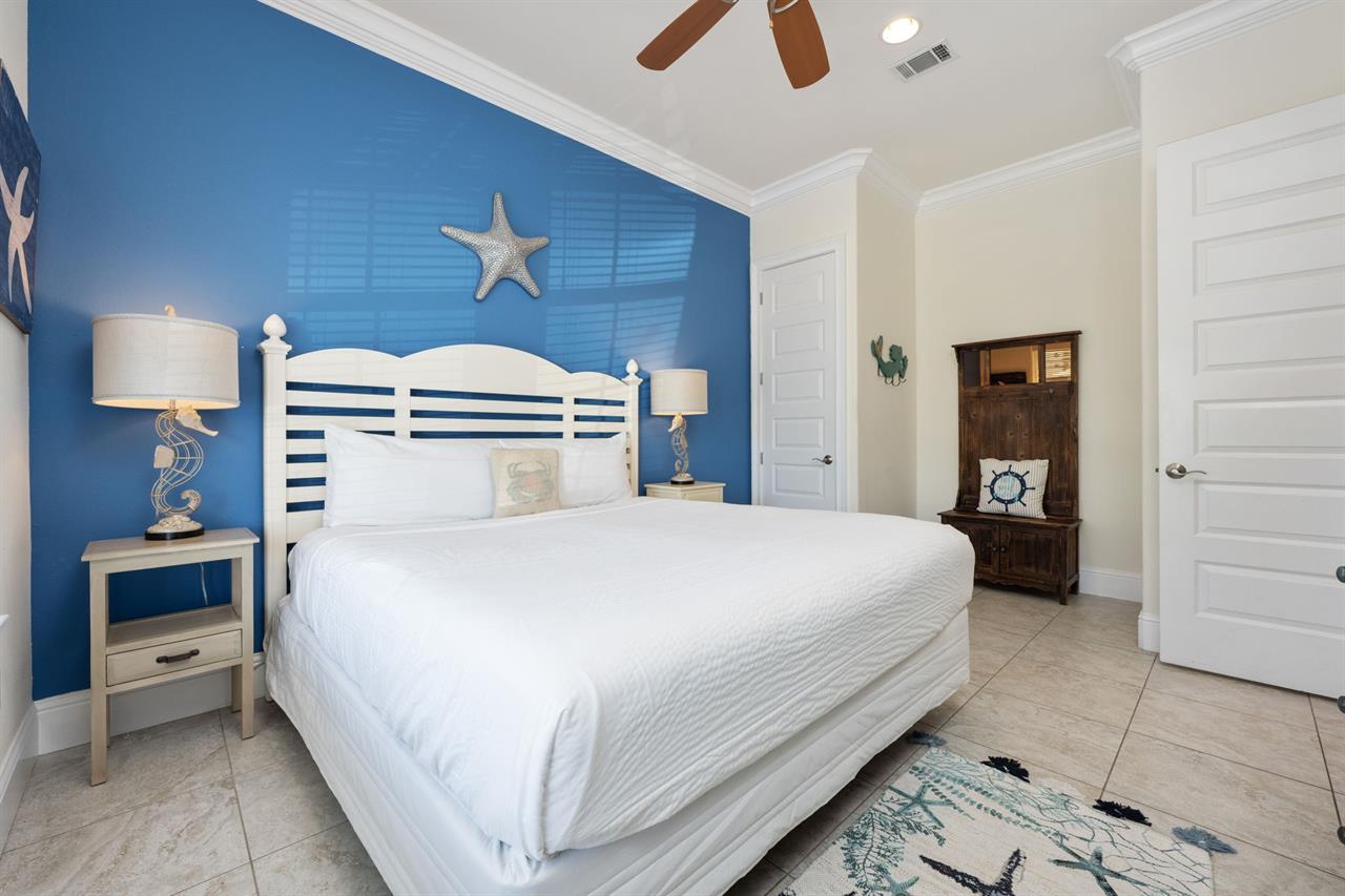 Guest bedroom 1
