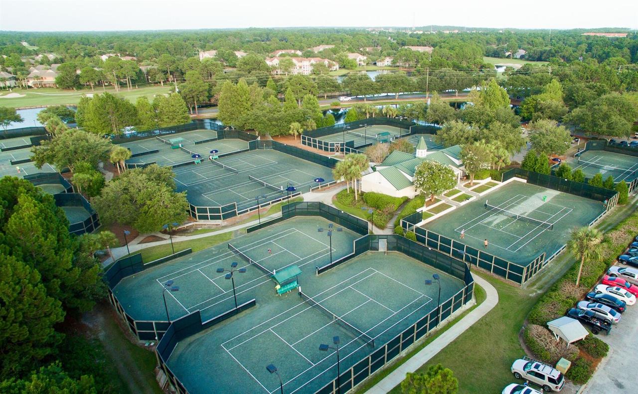Sandestin common areastennis