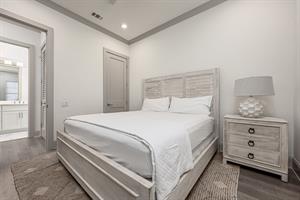 Guest bedroom