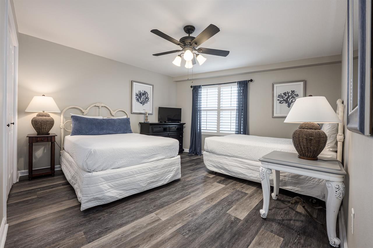 Guest bedroom