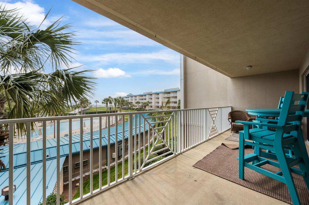 Outdoor balcony