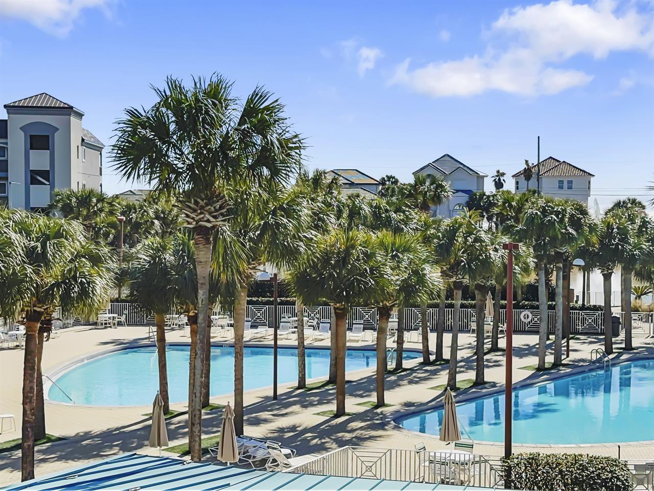 Pool area