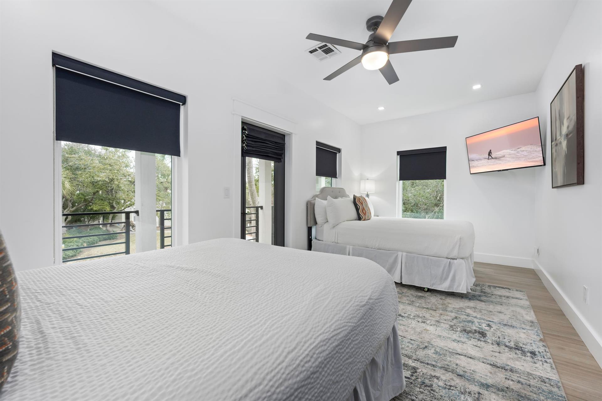 Guest bedroom 2 2nd floor