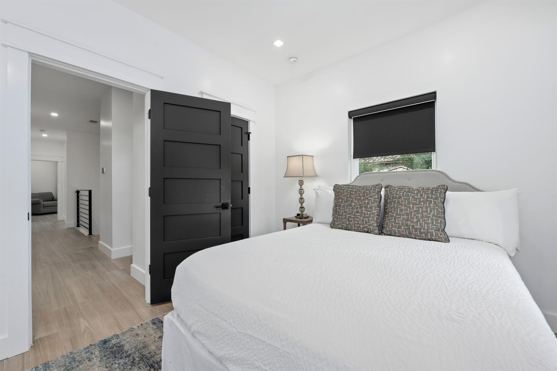 Guest bedroom 2 2nd floor