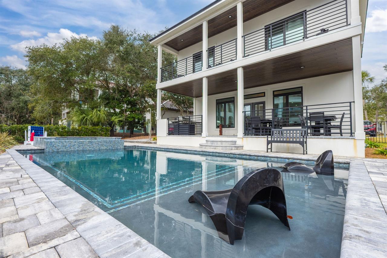 Pool area