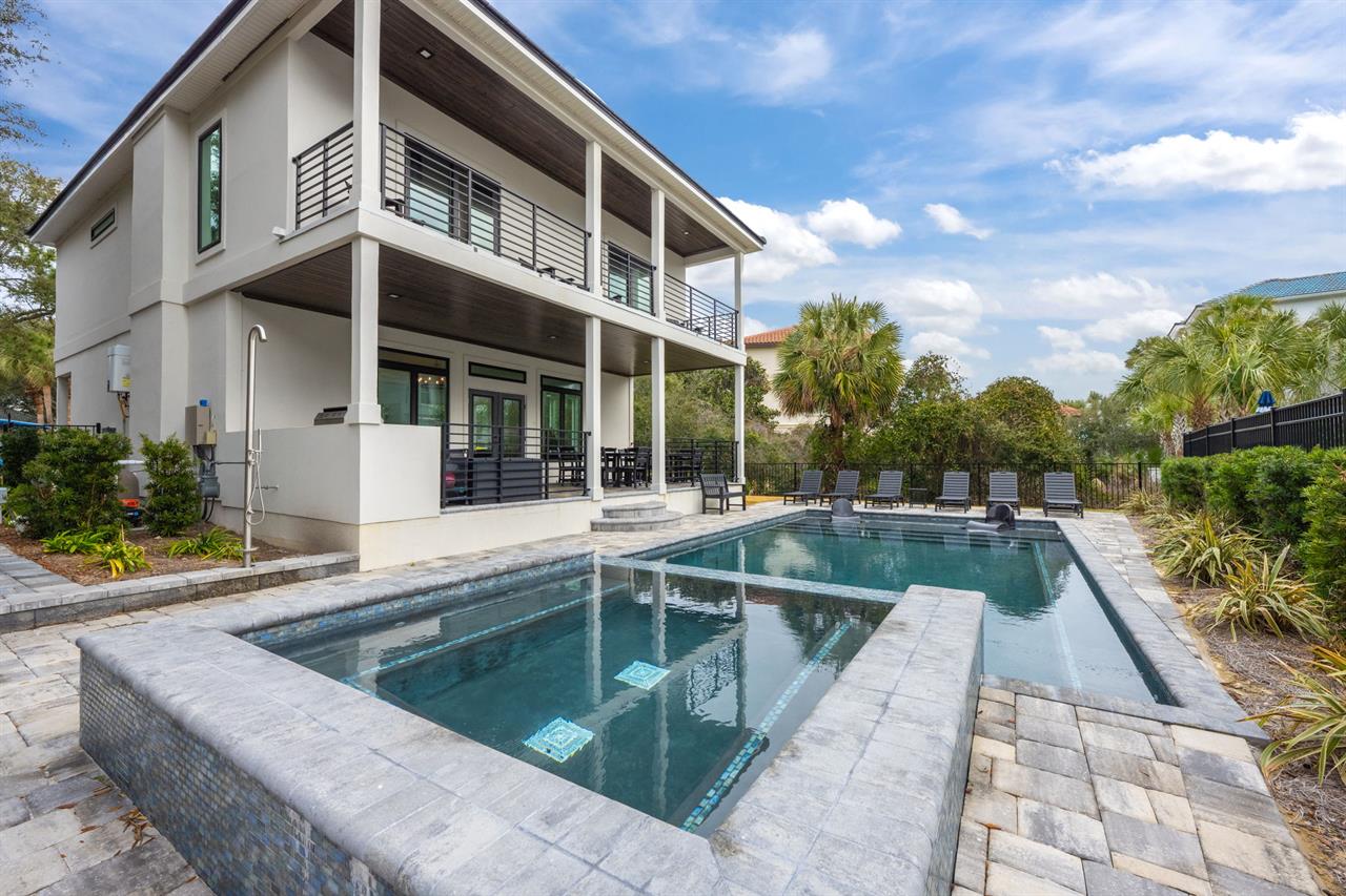 Pool area