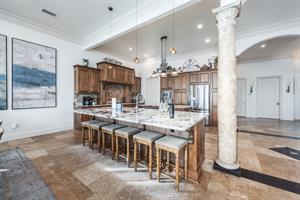 KitchenBreakfast bar